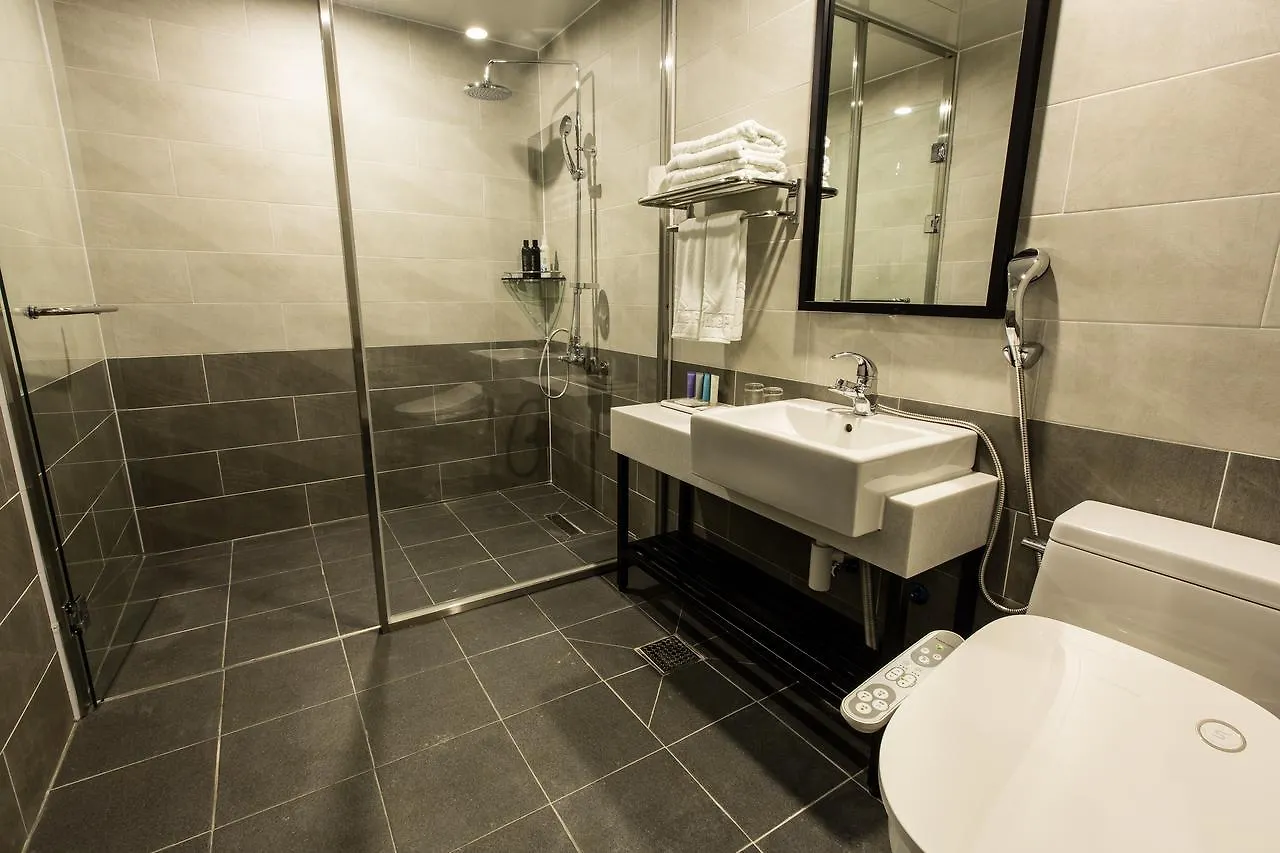The Petel Premium Suite Busan